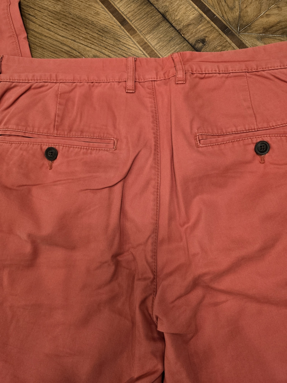 H&M L.O.G.O. Slim Fit Men's Chinos - Coral Red, Mens 34 - Picture 6 of 9